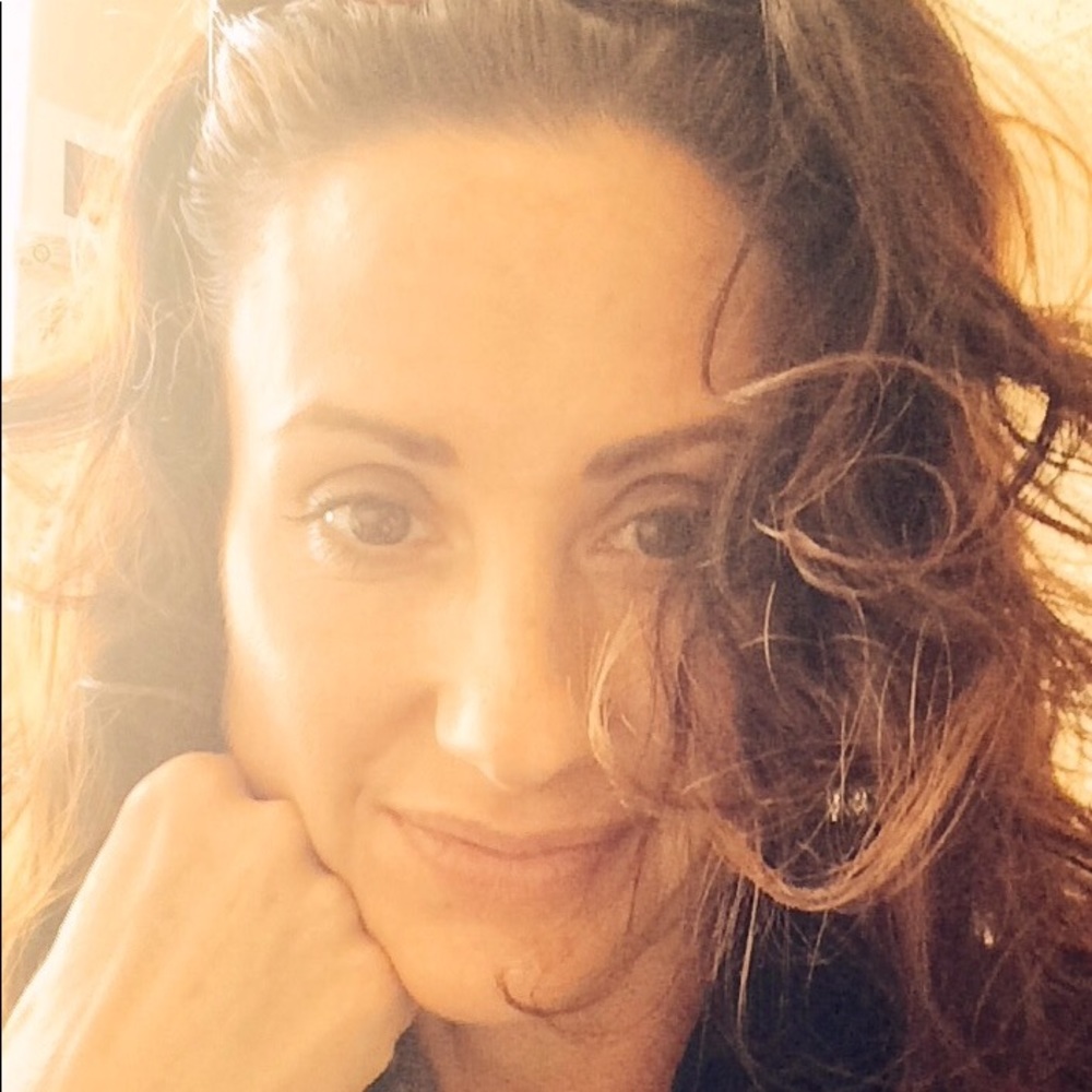 Meet your Posher, Sharon